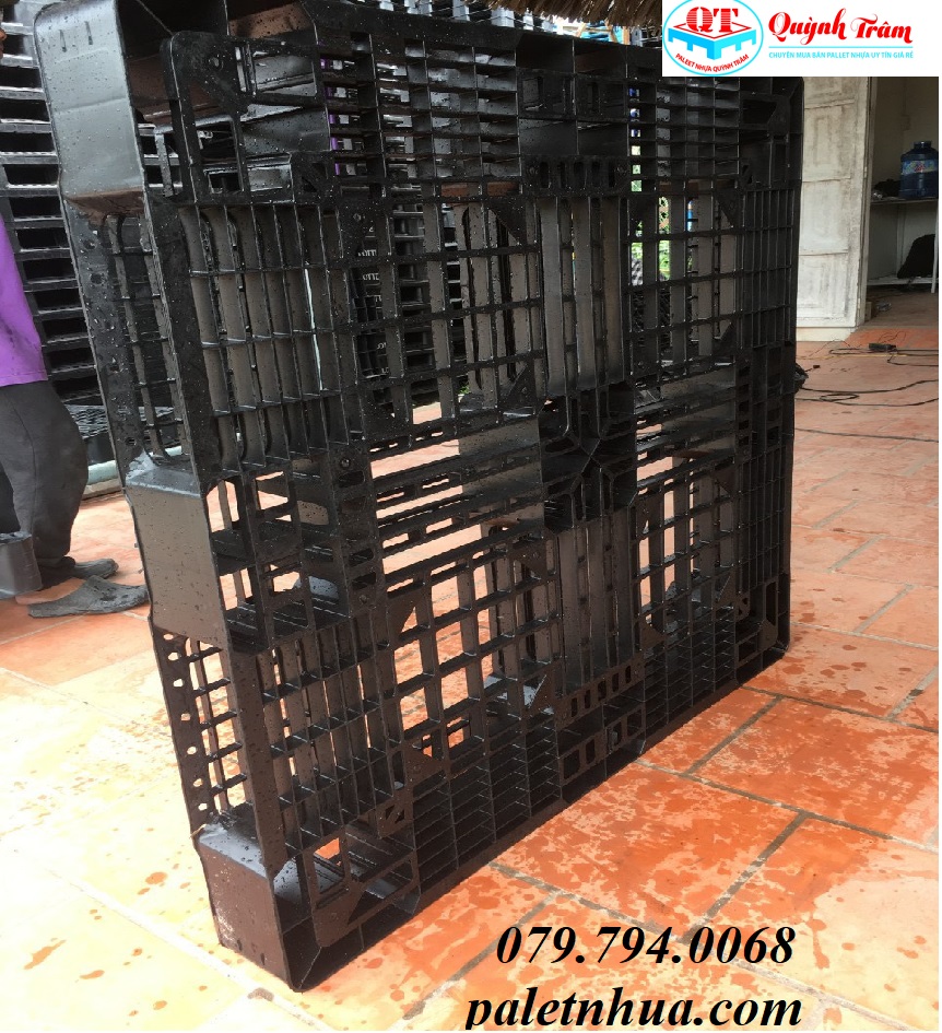 giá pallet nhựa cũ